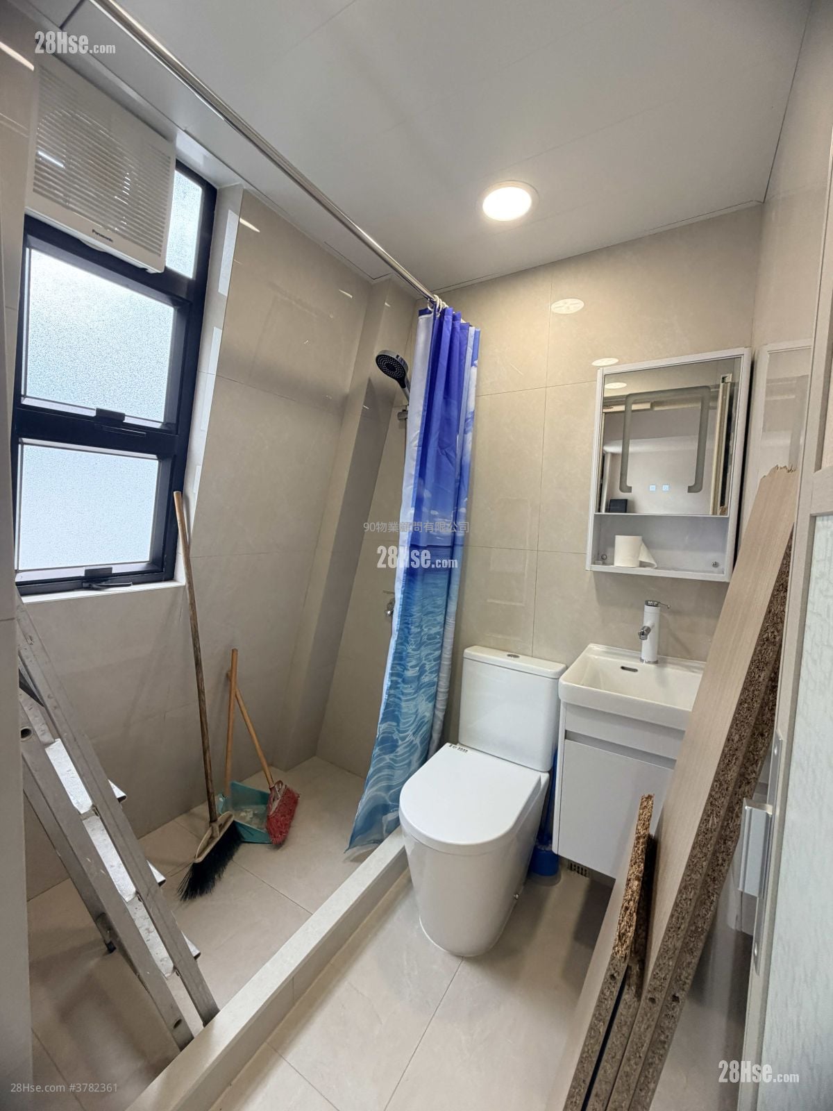 Kam Ho Mansion Rental 203 ft²