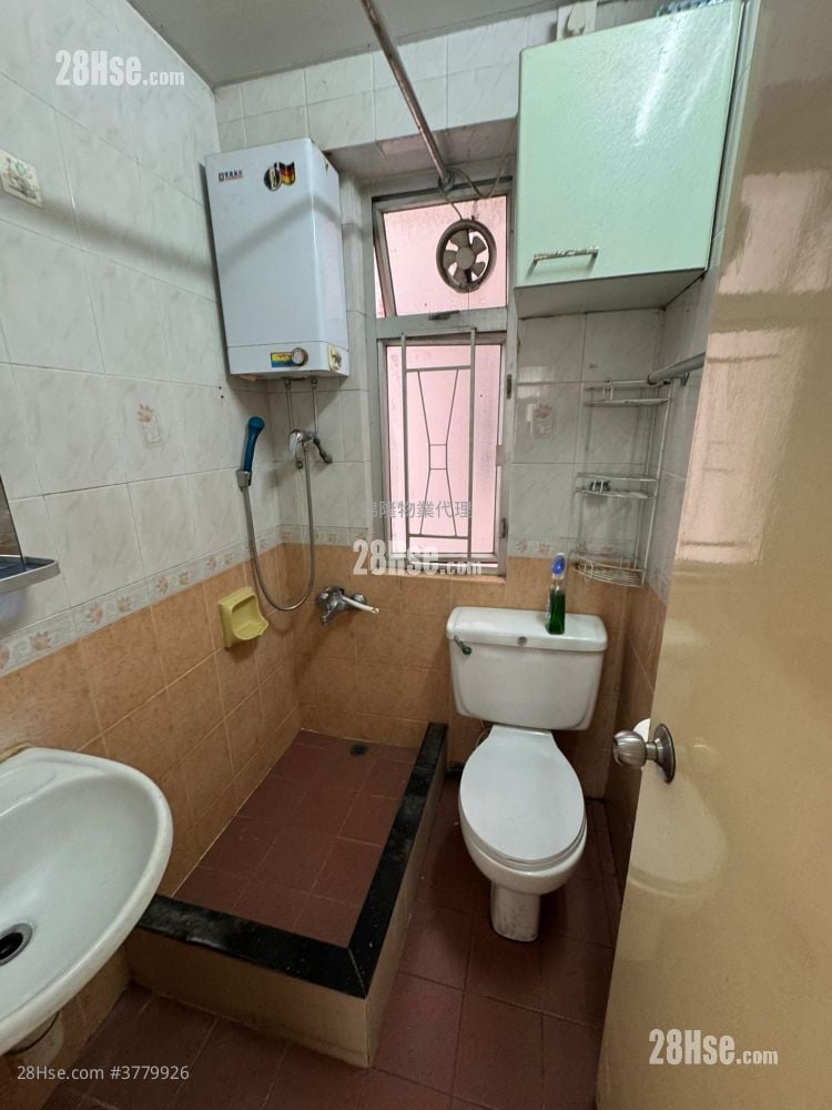 安和园 售盘 3 房 , 3 浴室 490 平方尺