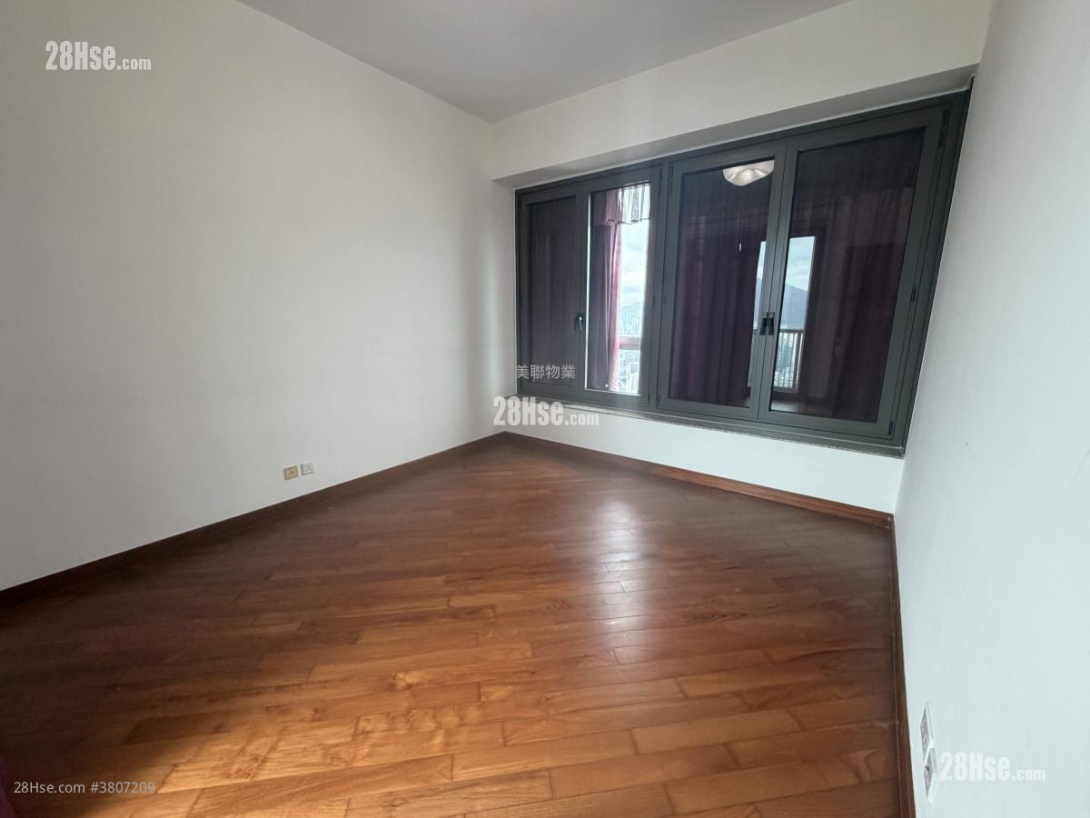 帝峰皇殿 租盘 5+ 房 , 3 浴室 1,438 平方尺