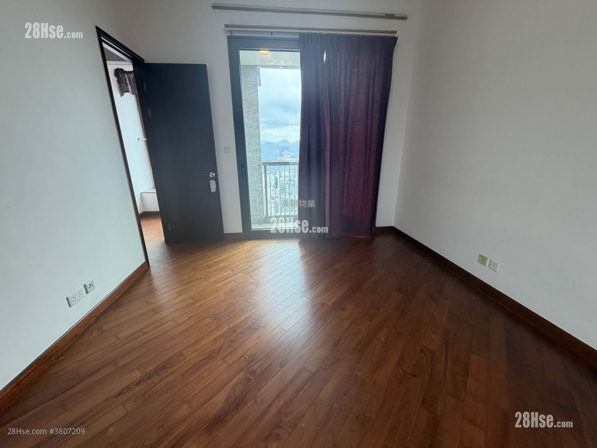 帝峰皇殿 租盘 5+ 房 , 3 浴室 1,438 平方尺