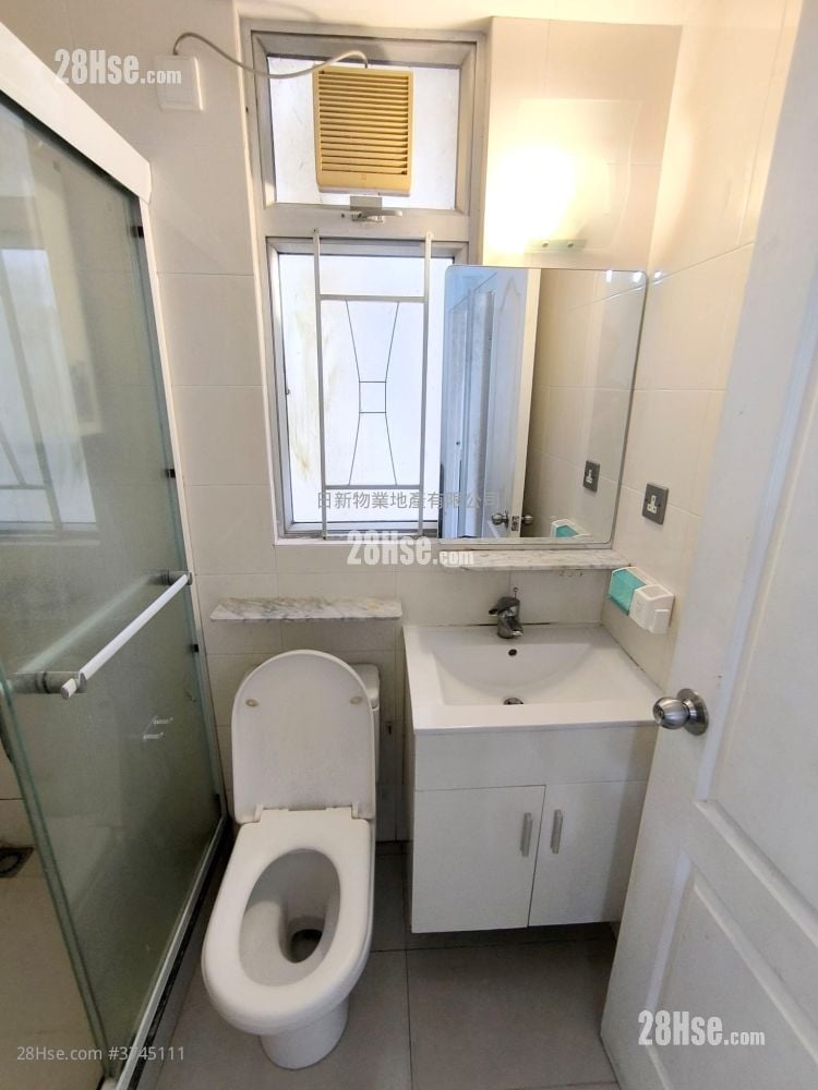 怡樂花園 租盤 2 房 , 1 浴室 335 平方呎