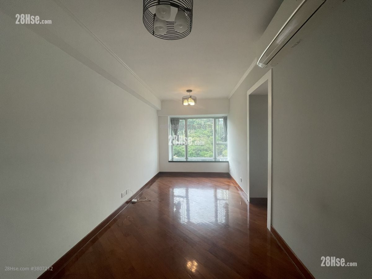 Summit Terrace Sell 2 Bedrooms , 1 Bathroom 424 ft²