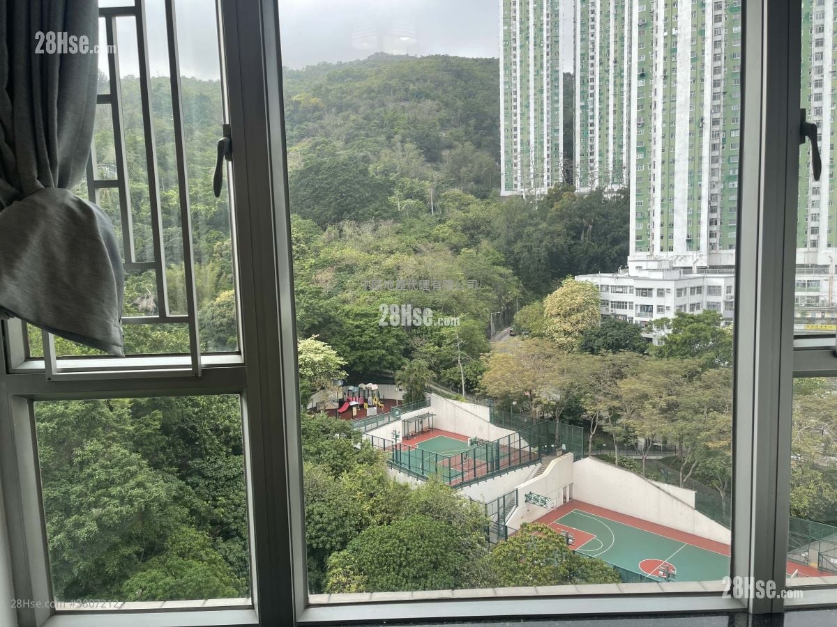 Summit Terrace Sell 2 Bedrooms , 1 Bathroom 424 ft²