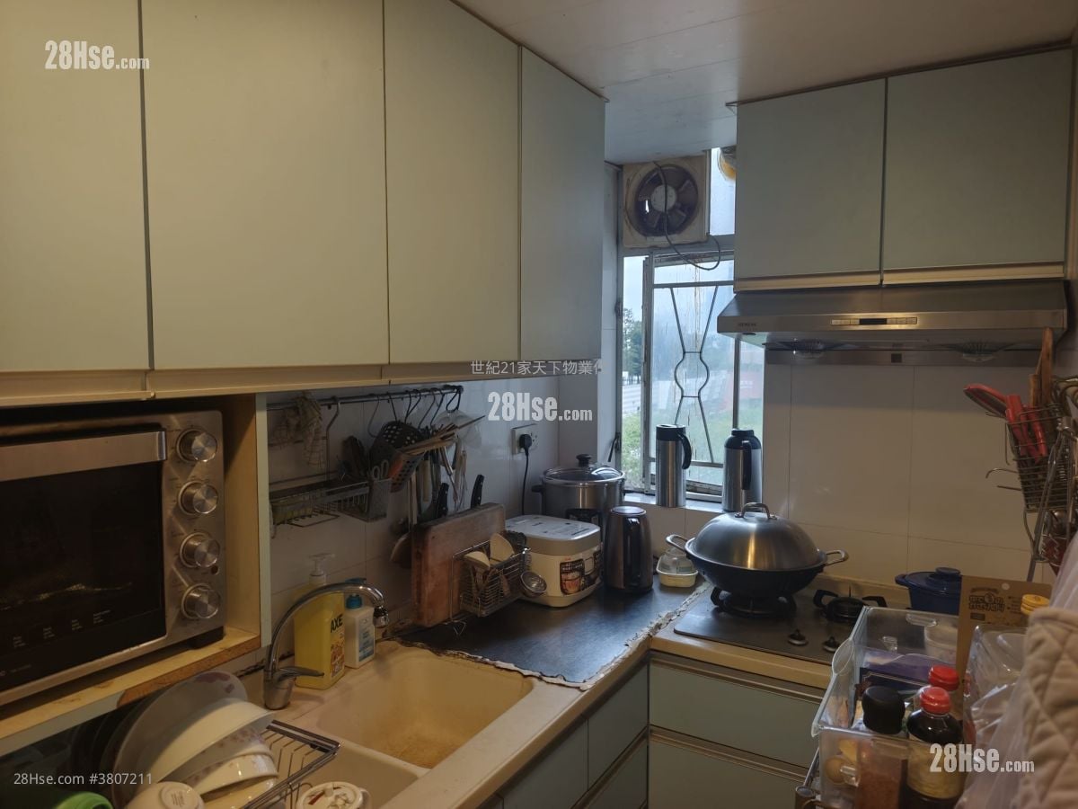 富荣花园 售盘 3 房 , 1 浴室 592 平方尺