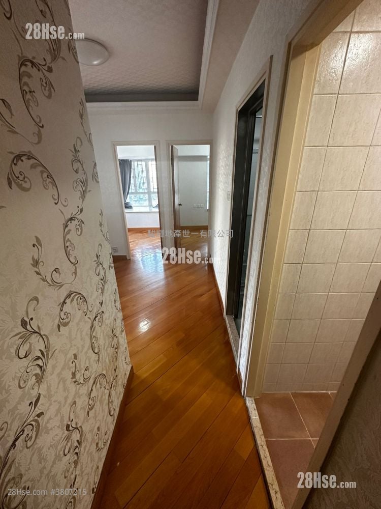 Foo Tat Building Rental 2 Bedrooms , 1 Bathroom 306 ft²