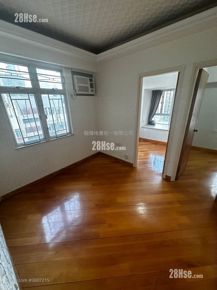 Foo Tat Building Rental 2 Bedrooms , 1 Bathroom 306 ft²