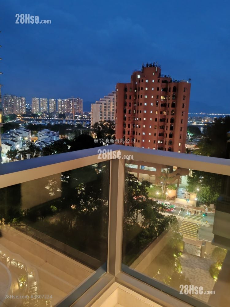 Gold Coast Bay Sell 1 Bedroom , 1 Bathroom 307 ft²