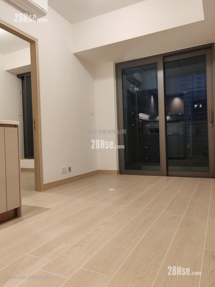 Gold Coast Bay Sell 1 Bedroom , 1 Bathroom 307 ft²