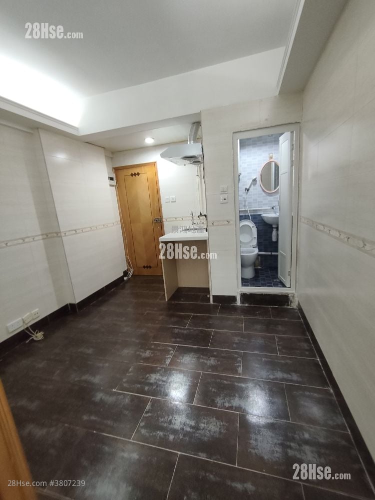 文華樓 租盤 2 房 , 1 浴室 300 平方呎