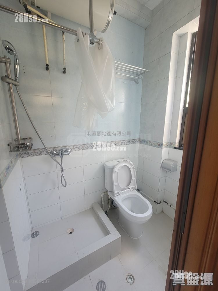 琼峰园 售盘 3 房 1,313 平方尺