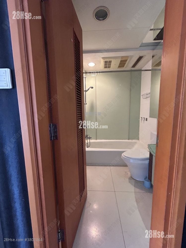 爵悦庭 售盘 1 房 384 平方尺