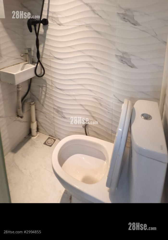 丽丽大厦 租盘 1 浴室 100 平方尺