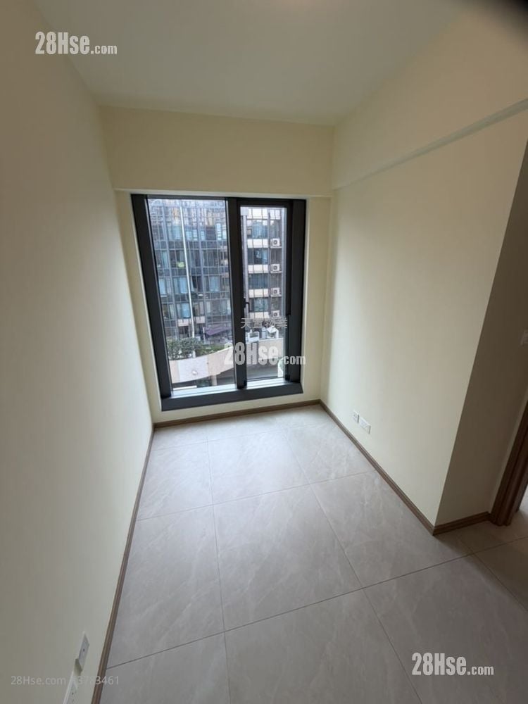 #Lyos Rental Studio , 1 Bathroom 460 ft²