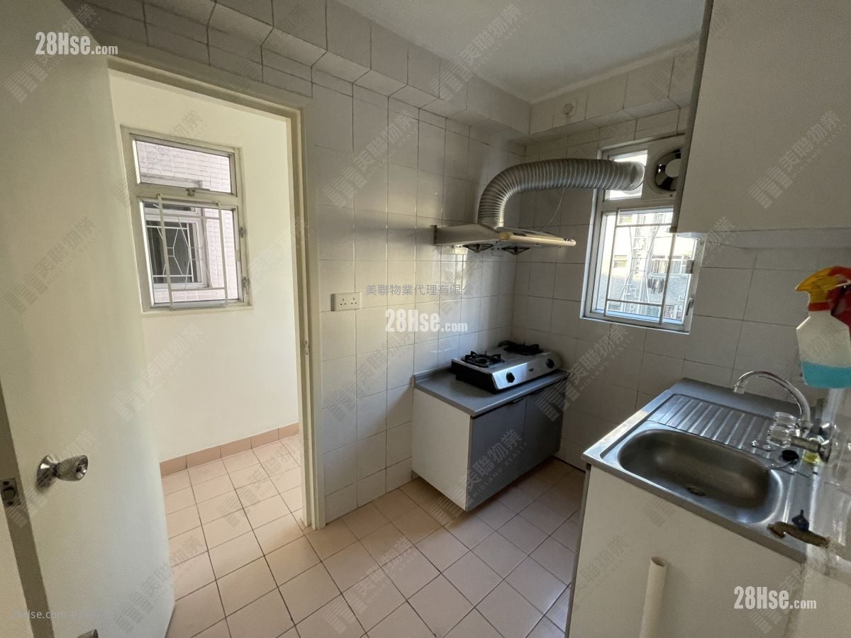 皇子花园 售盘 3 房 , 2 浴室 527 平方尺