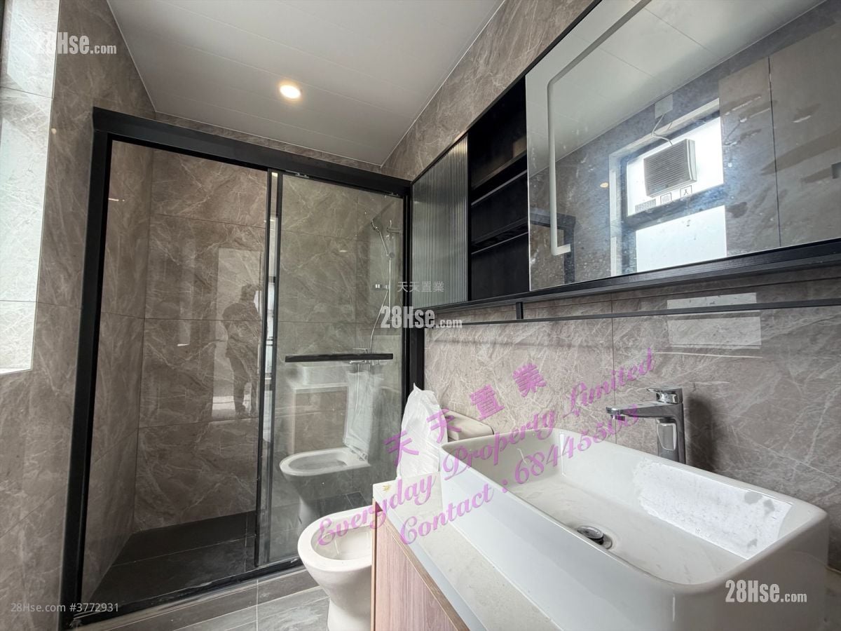 村屋 售盘 3 房 , 2 浴室