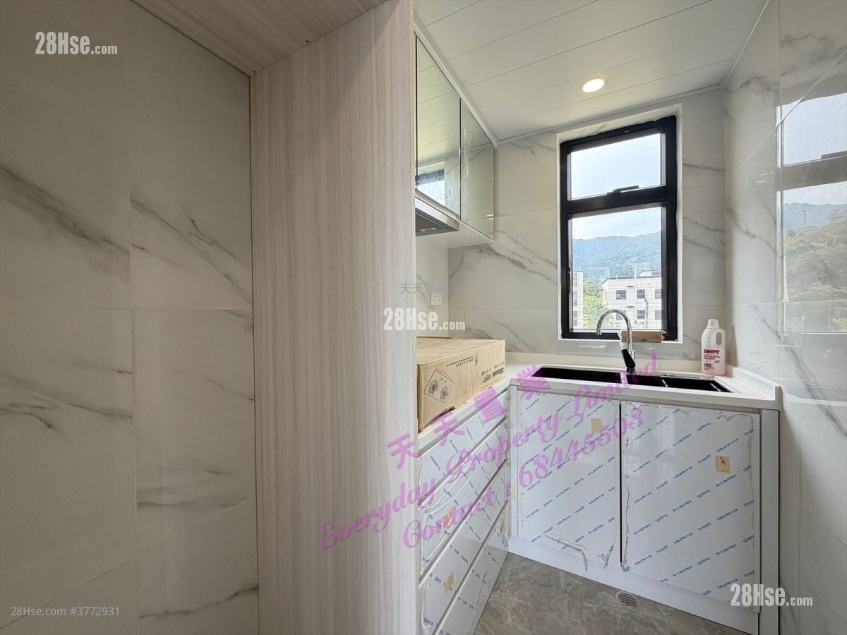 村屋 售盘 3 房 , 2 浴室