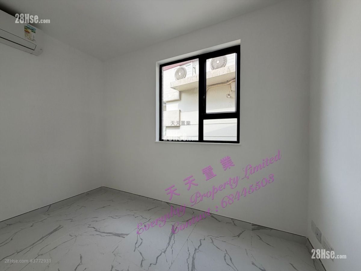 村屋 售盘 3 房 , 2 浴室