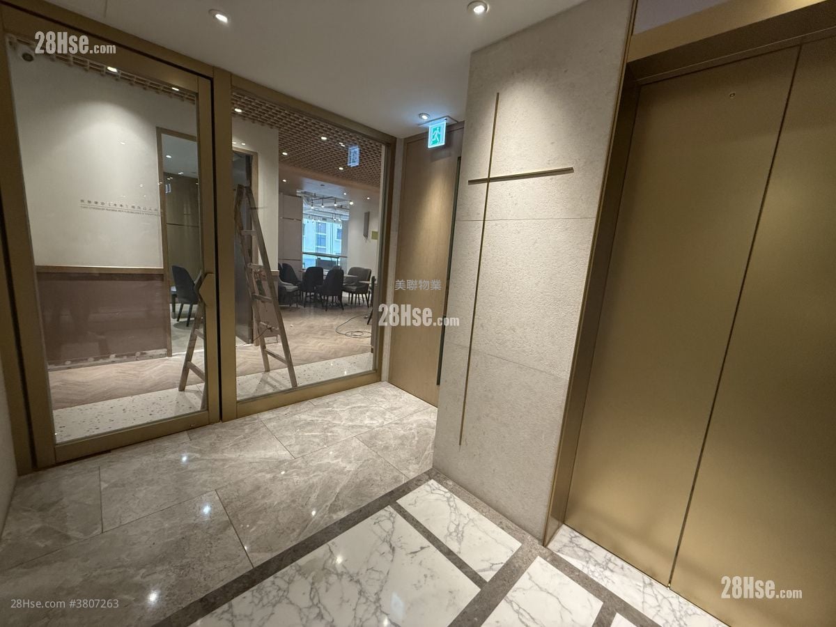 高临 租盘 3 房 , 1 浴室 569 平方尺