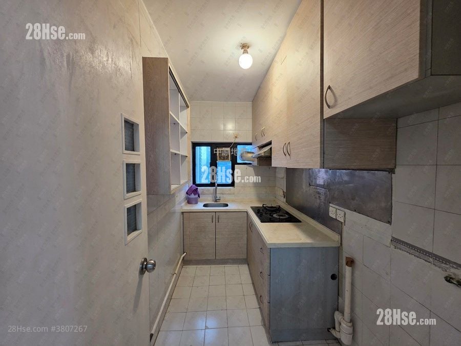 香港黄金海岸 售盘 3 房 685 平方尺