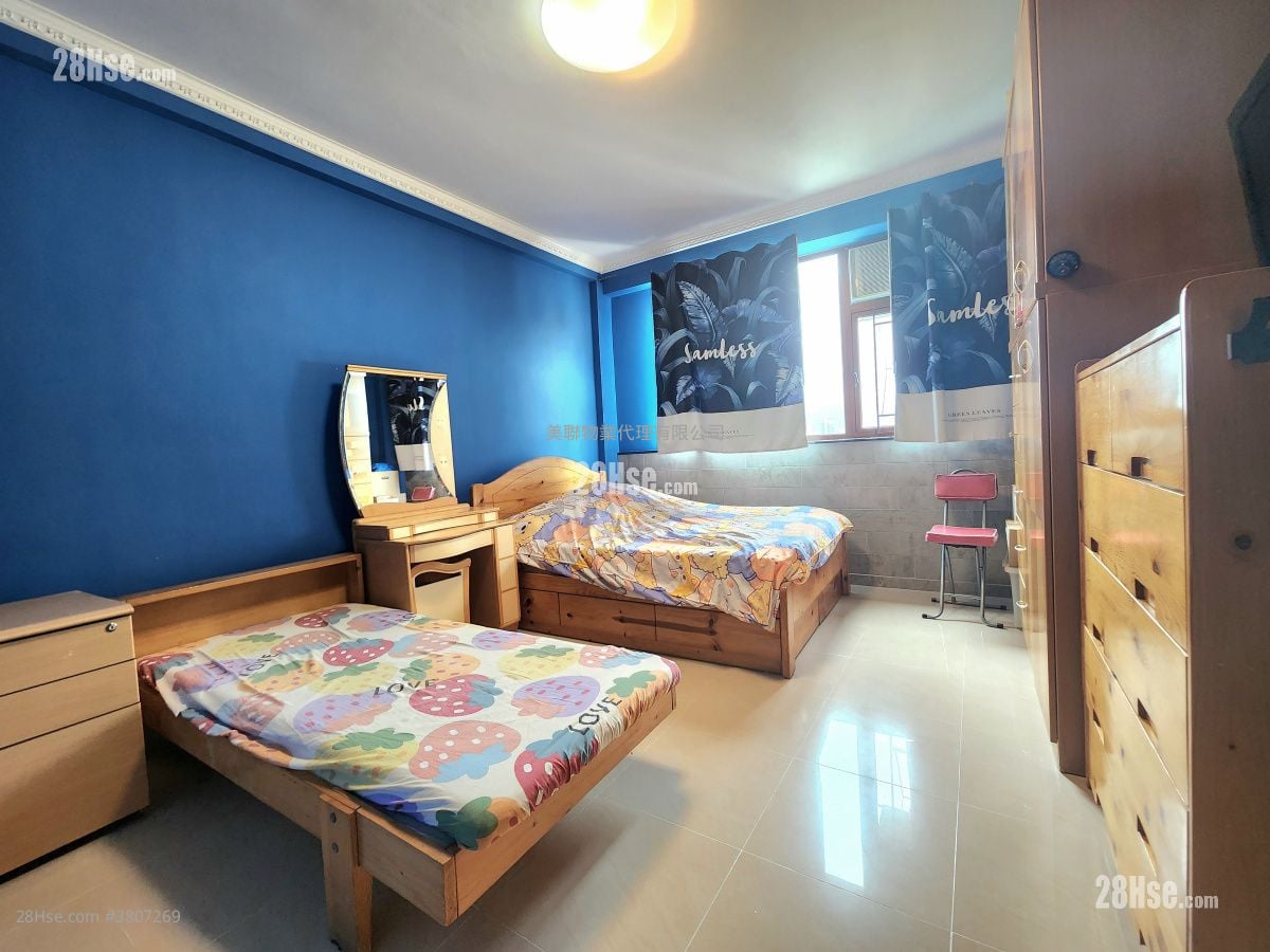 睡房 2: 嘉丽园 售盘 3 房 , 2 浴室 1,227 平方尺