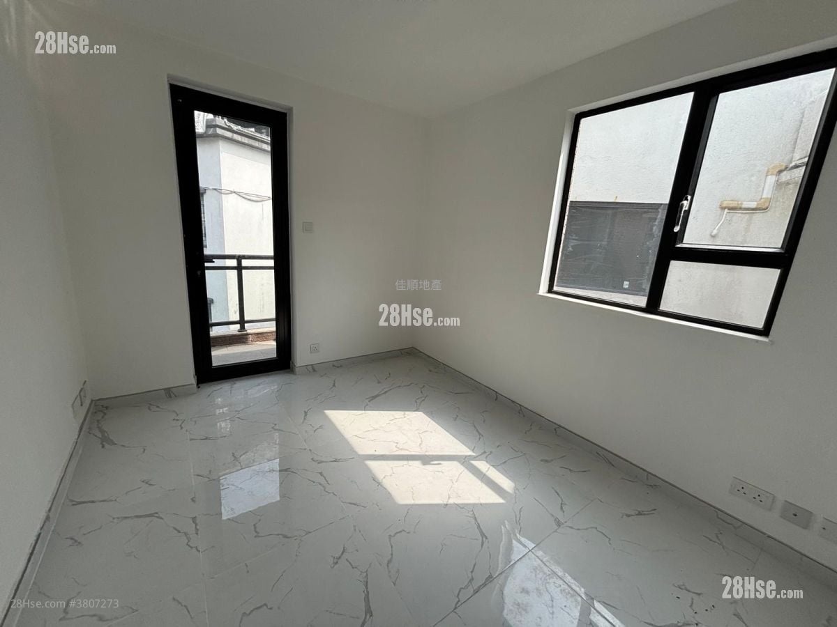 村屋 售盤 3 房 , 2 浴室