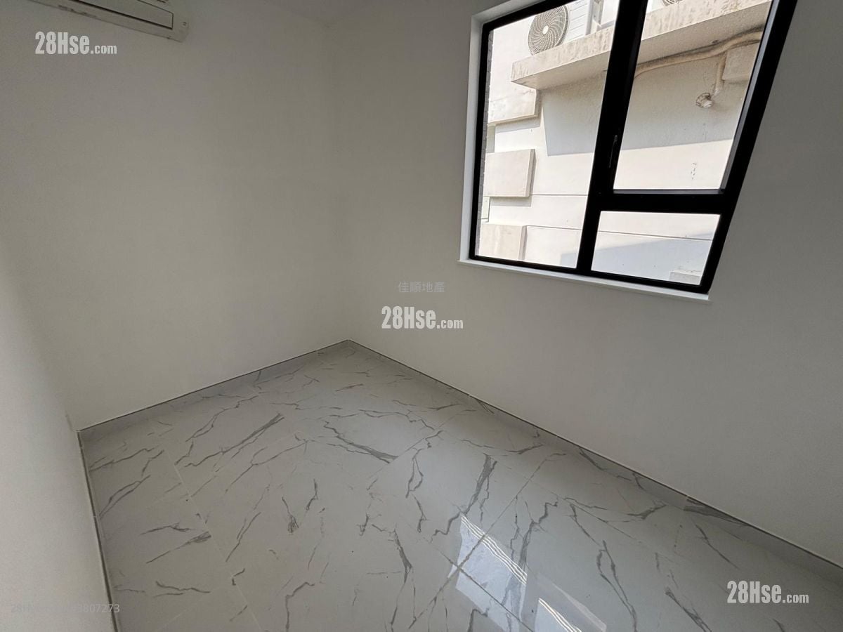 村屋 售盤 3 房 , 2 浴室