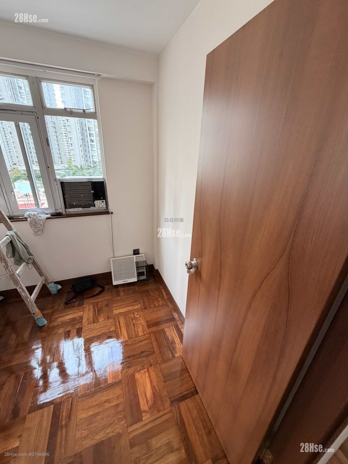Nan Fung Sun Chuen Rental 2 Bedrooms , 1 Bathroom 391 ft²
