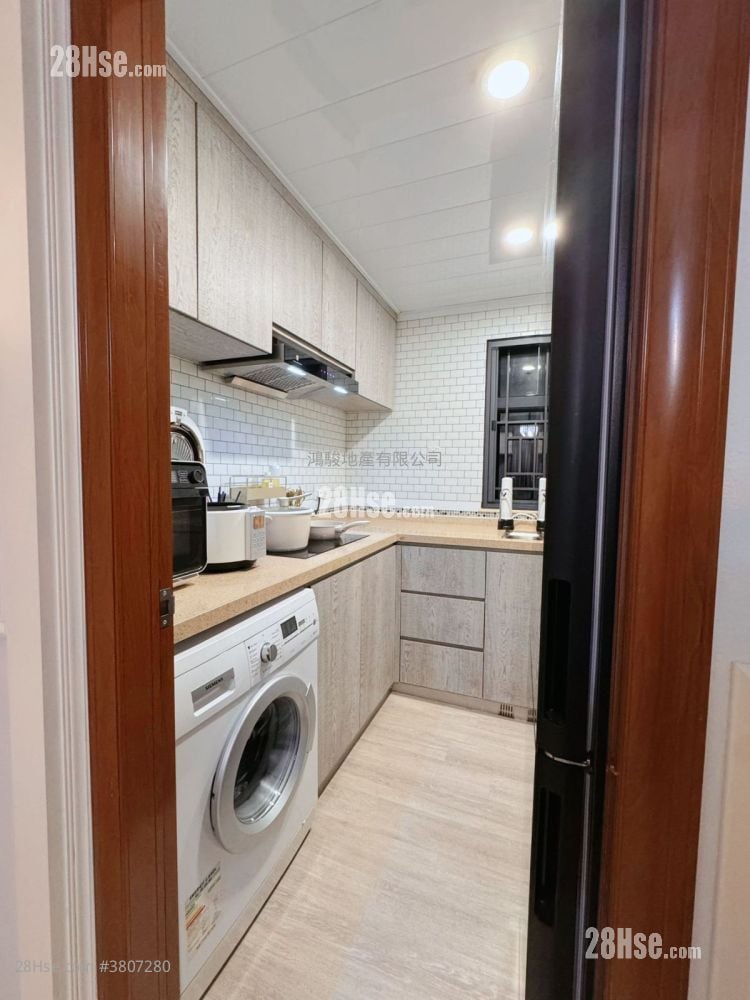 Village Sell 3 Bedrooms , 2 Bathrooms