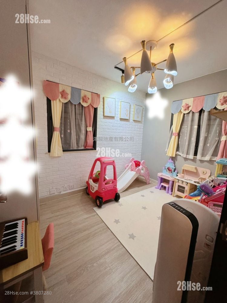 Village Sell 3 Bedrooms , 2 Bathrooms