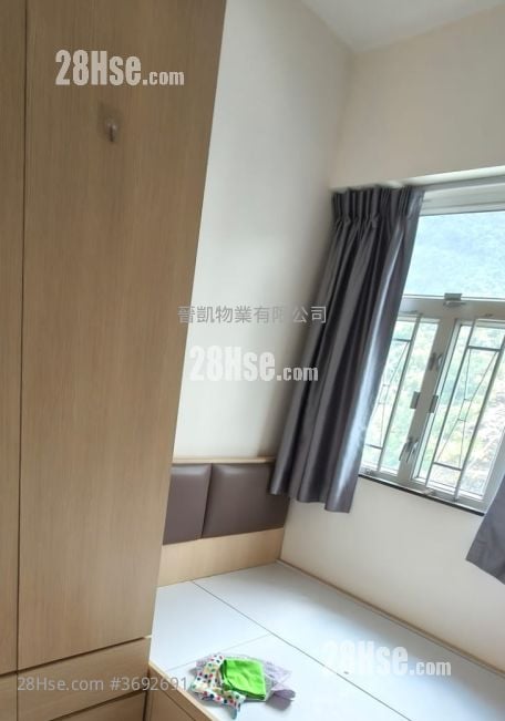 新利大厦 租盘 2 房 , 1 浴室 290 平方尺