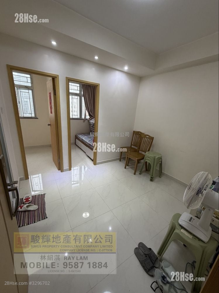 Winfield Building Sell 2 Bedrooms , 1 Bathroom 246 ft²