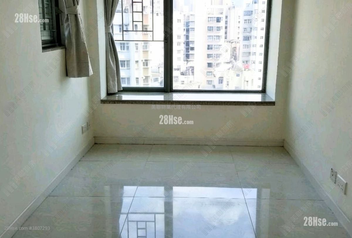 Trinity Towers Sell 3 Bedrooms 597 ft²