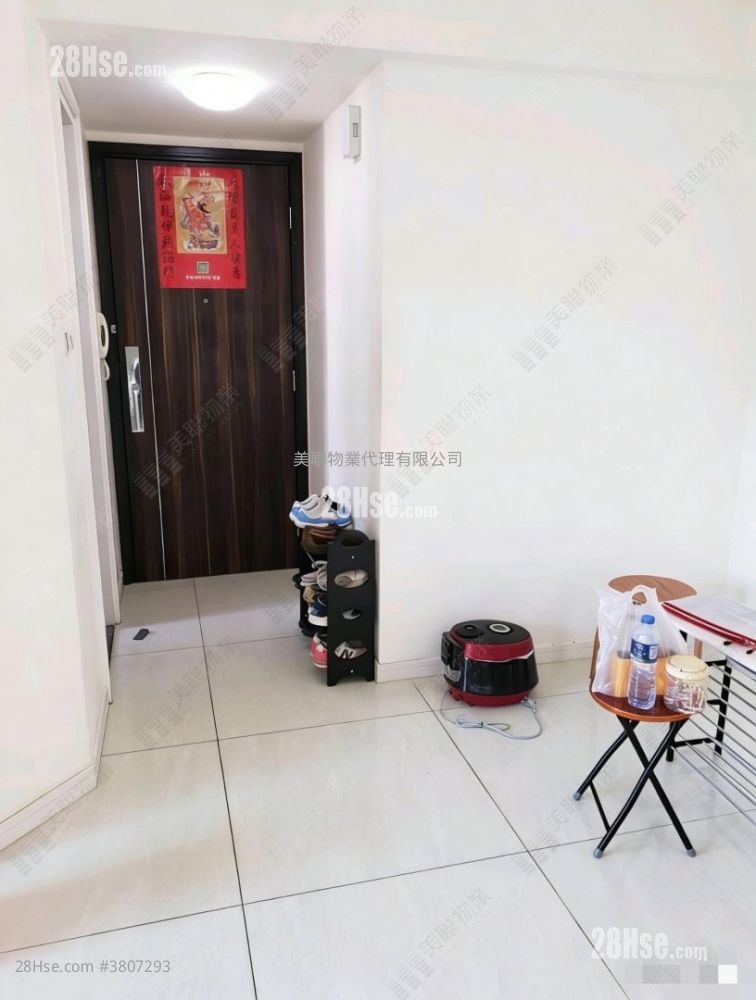 Trinity Towers Sell 3 Bedrooms 597 ft²