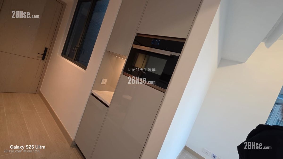 Gold Coast Bay Sell Studio , 1 Bathroom 306 ft²