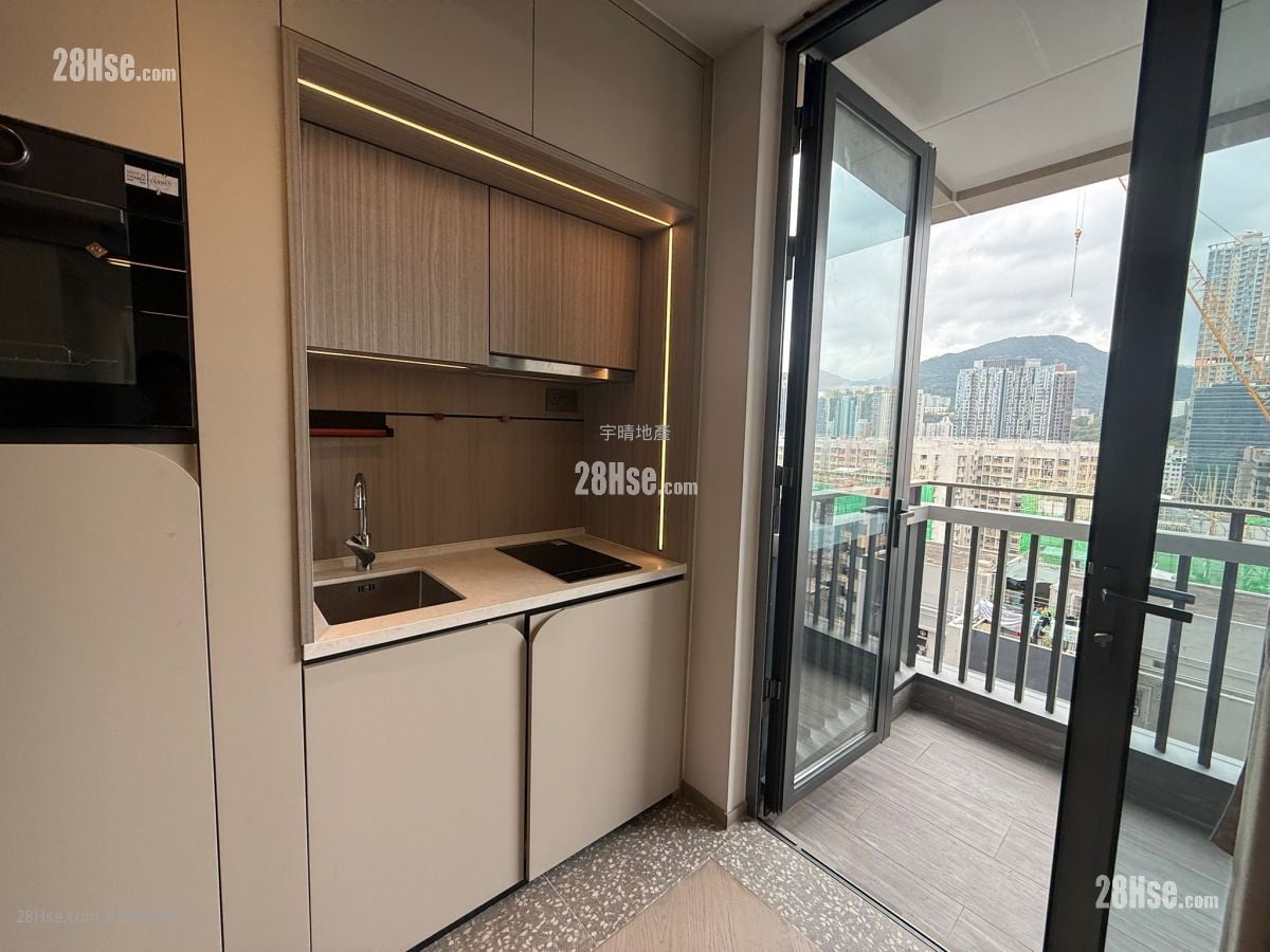 连方 租盘 开放式间隔 , 1 浴室 259 平方尺