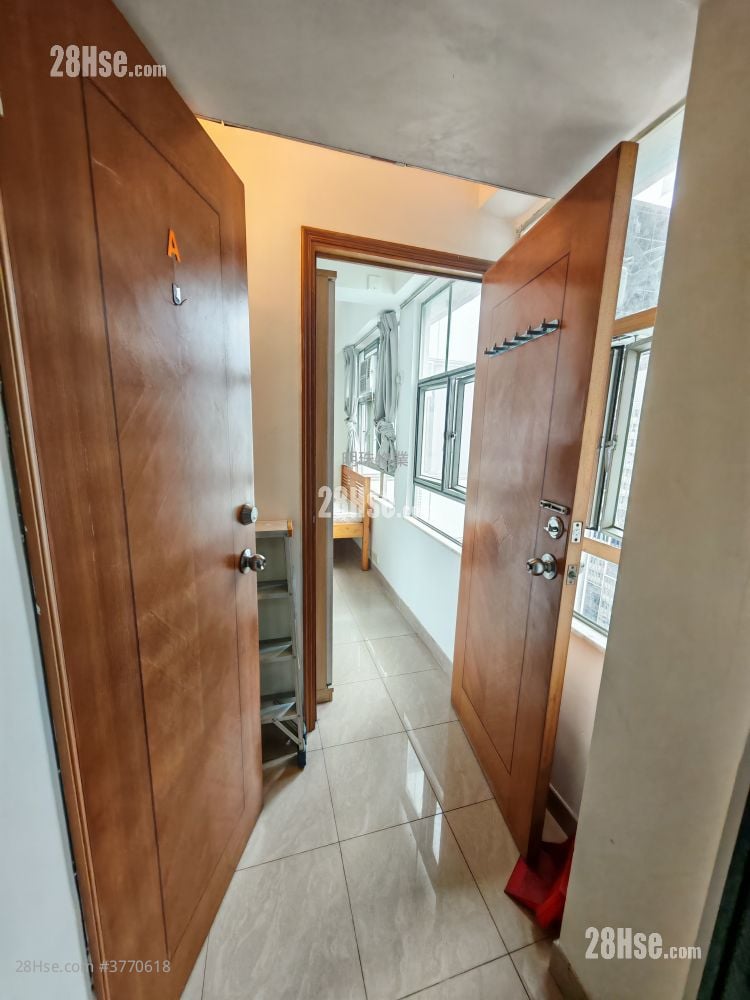 Eastman Court Rental Studio , 1 Bathroom 309 ft²