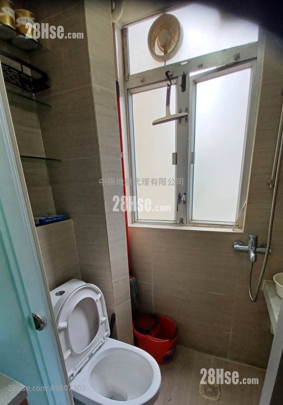 青泰苑 售盘 2 房 , 1 浴室 401 平方尺