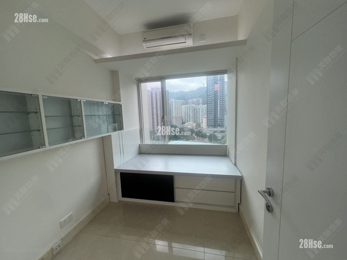 名城 售盘 4 房 , 2 浴室 961 平方尺