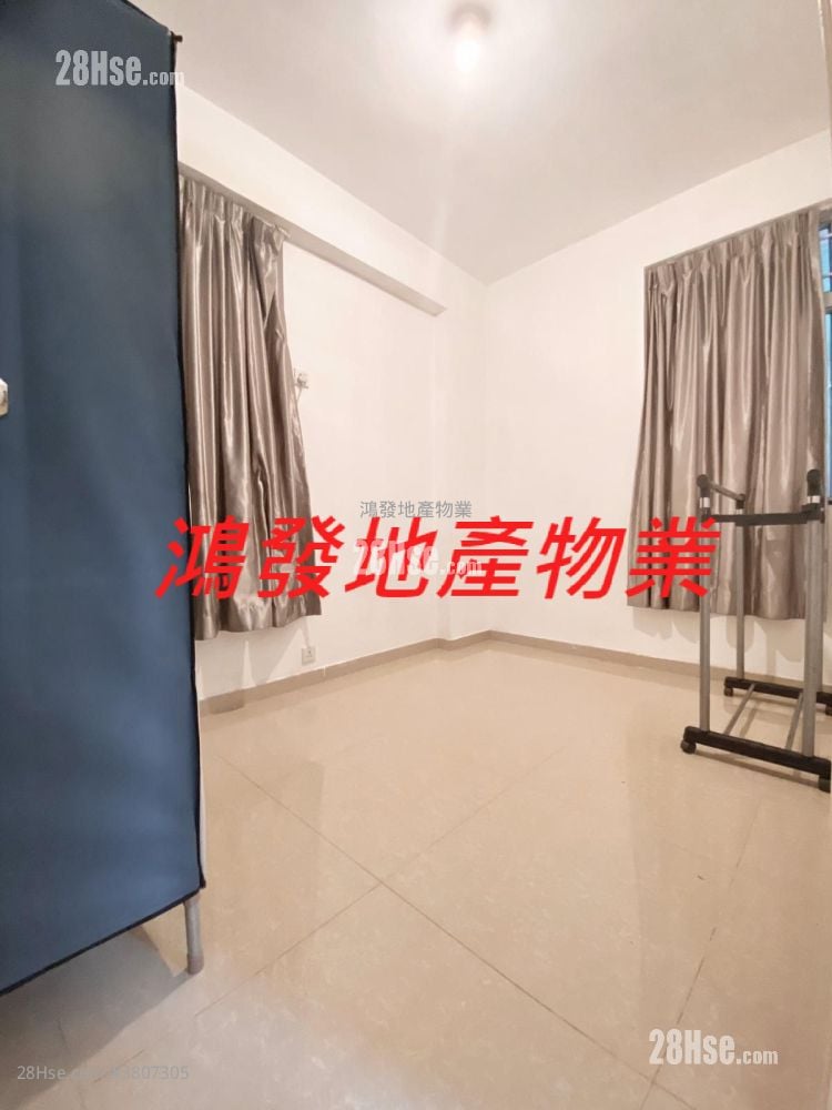 Ample Building Sell 2 Bedrooms 410 ft²