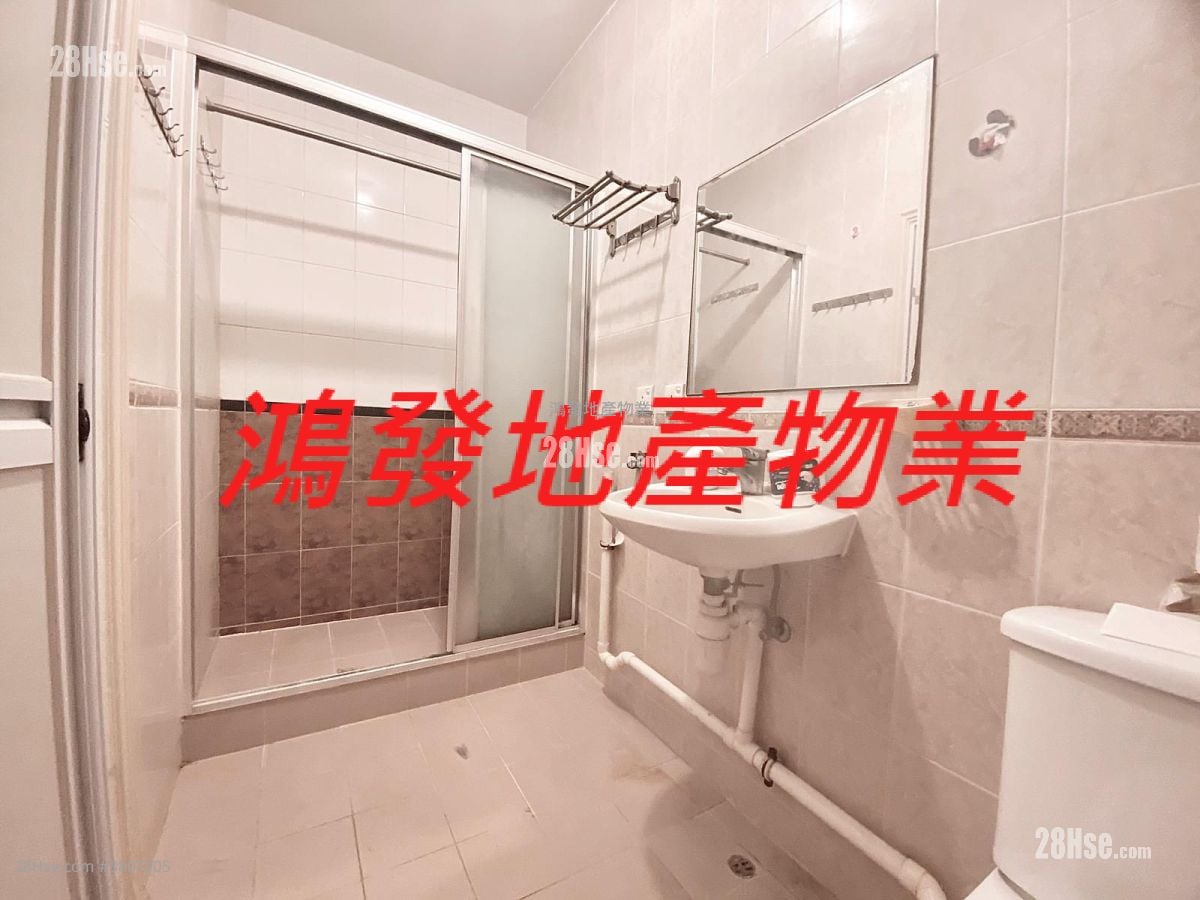 Ample Building Sell 2 Bedrooms 410 ft²