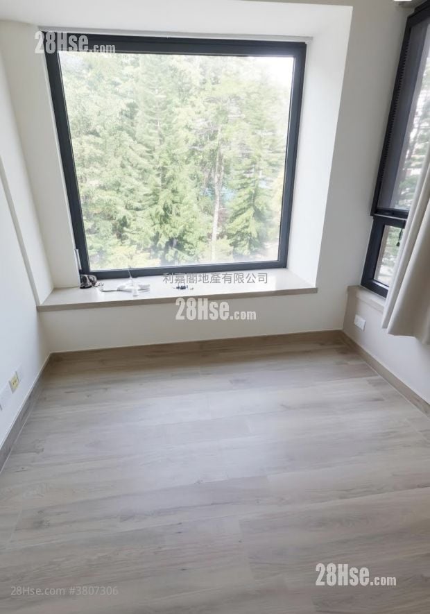 Peak One Sell 2 Bedrooms , 1 Bathroom 536 ft²