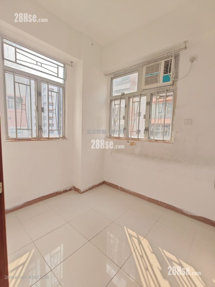 安寧大廈 租盤 2 房 , 1 浴室 246 平方呎