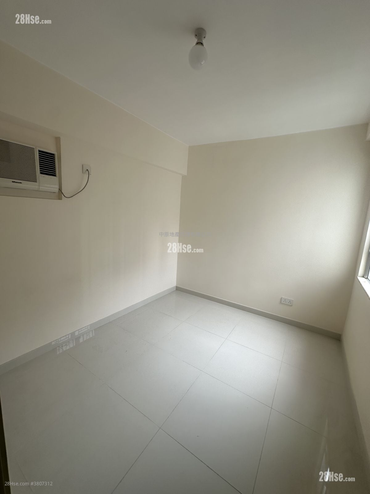 Serene Garden Sell 3 Bedrooms , 1 Bathroom 590 ft²