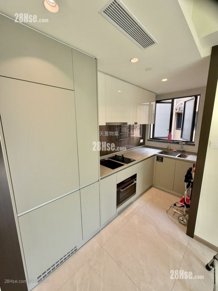 #LYOS 租盘 2 房 , 1 浴室 460 平方尺