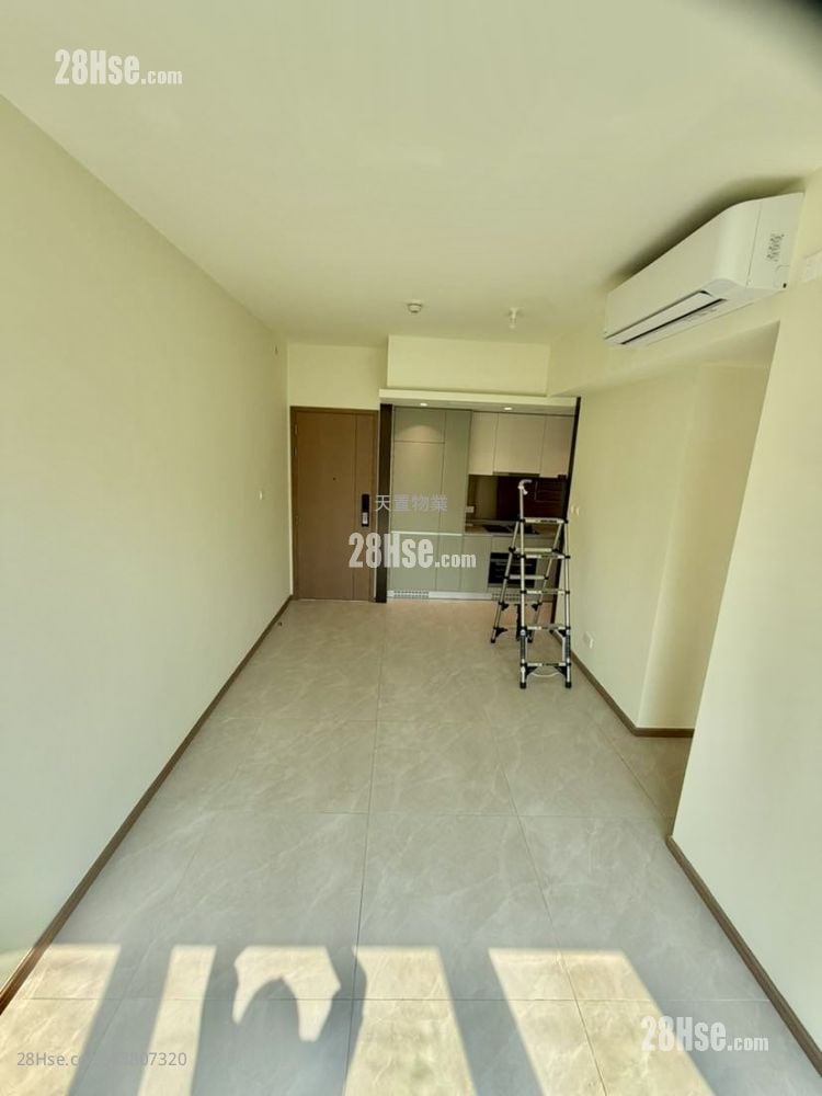 #LYOS 租盘 2 房 , 1 浴室 460 平方尺