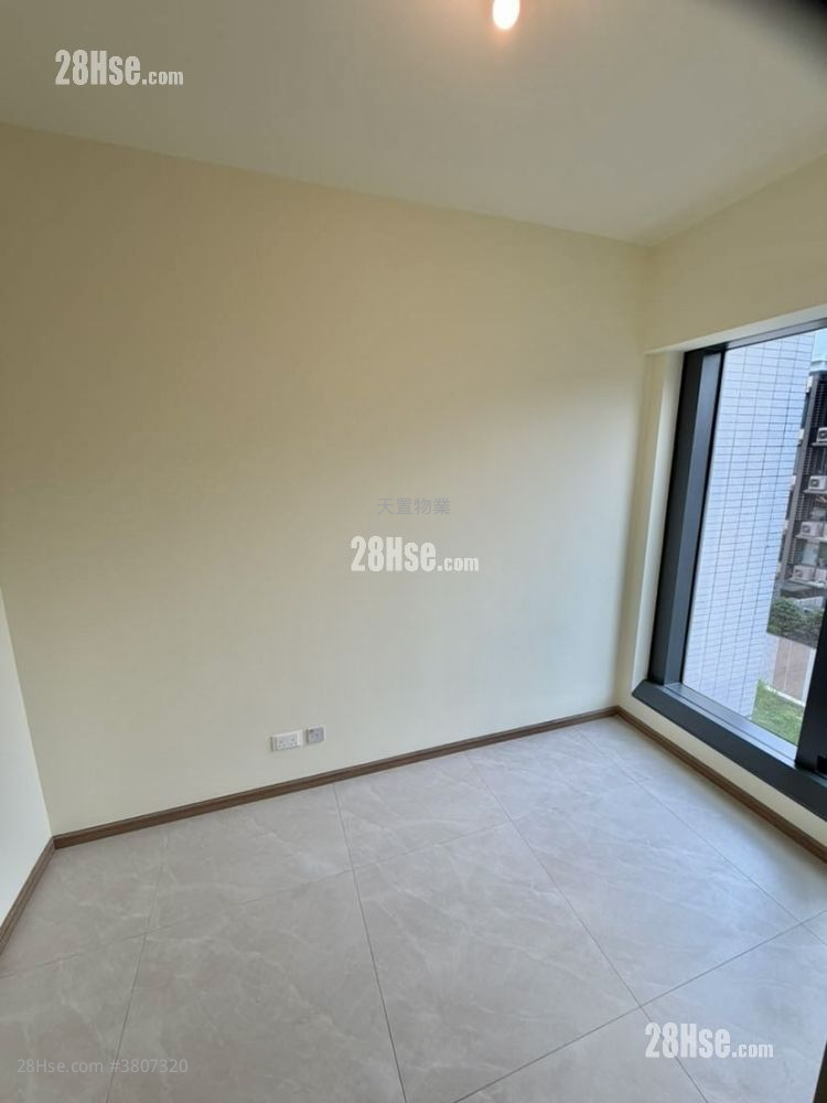 #LYOS 租盘 2 房 , 1 浴室 460 平方尺