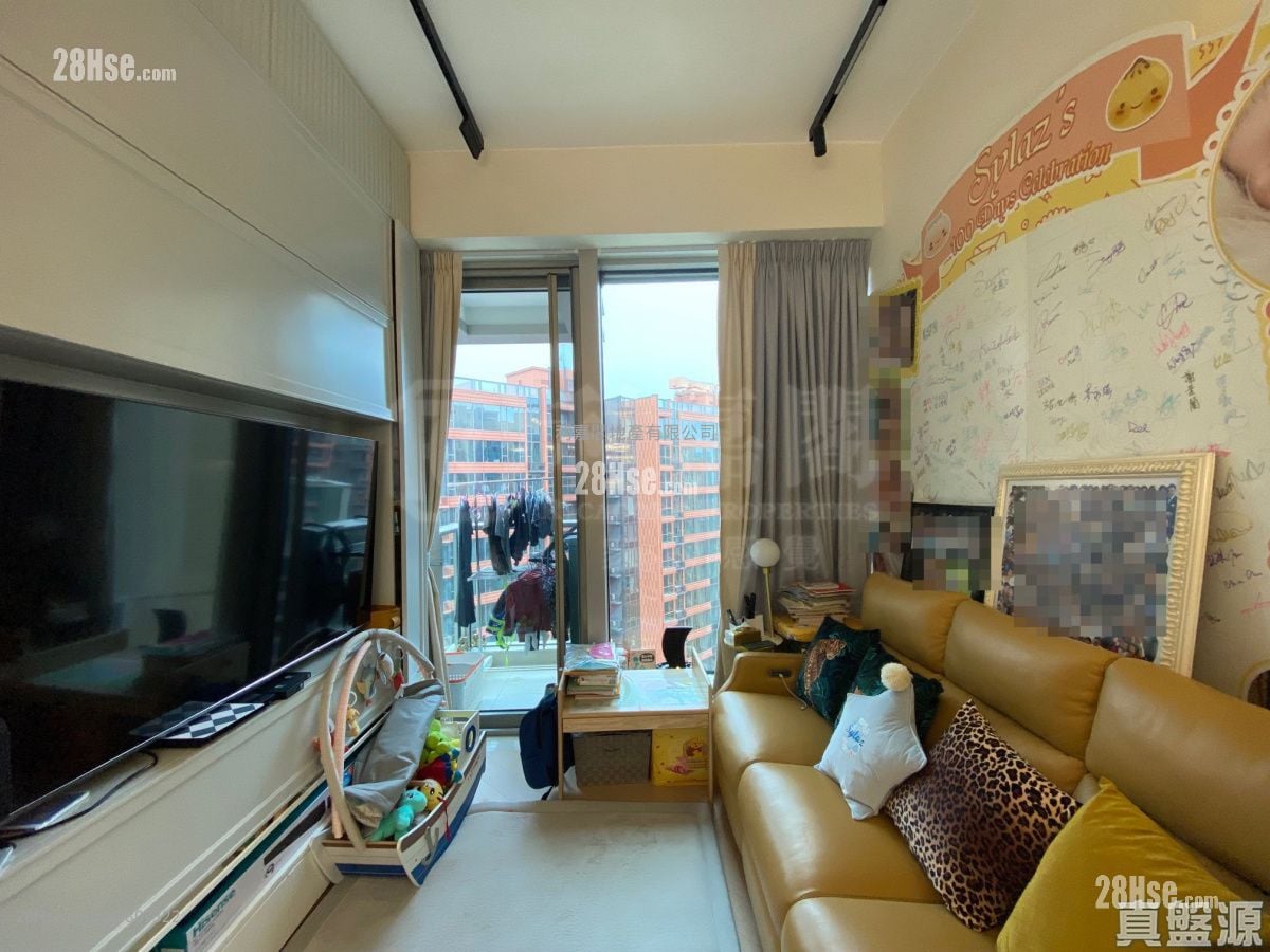 逸珑湾8 售盘 3 房 , 2 浴室 677 平方尺