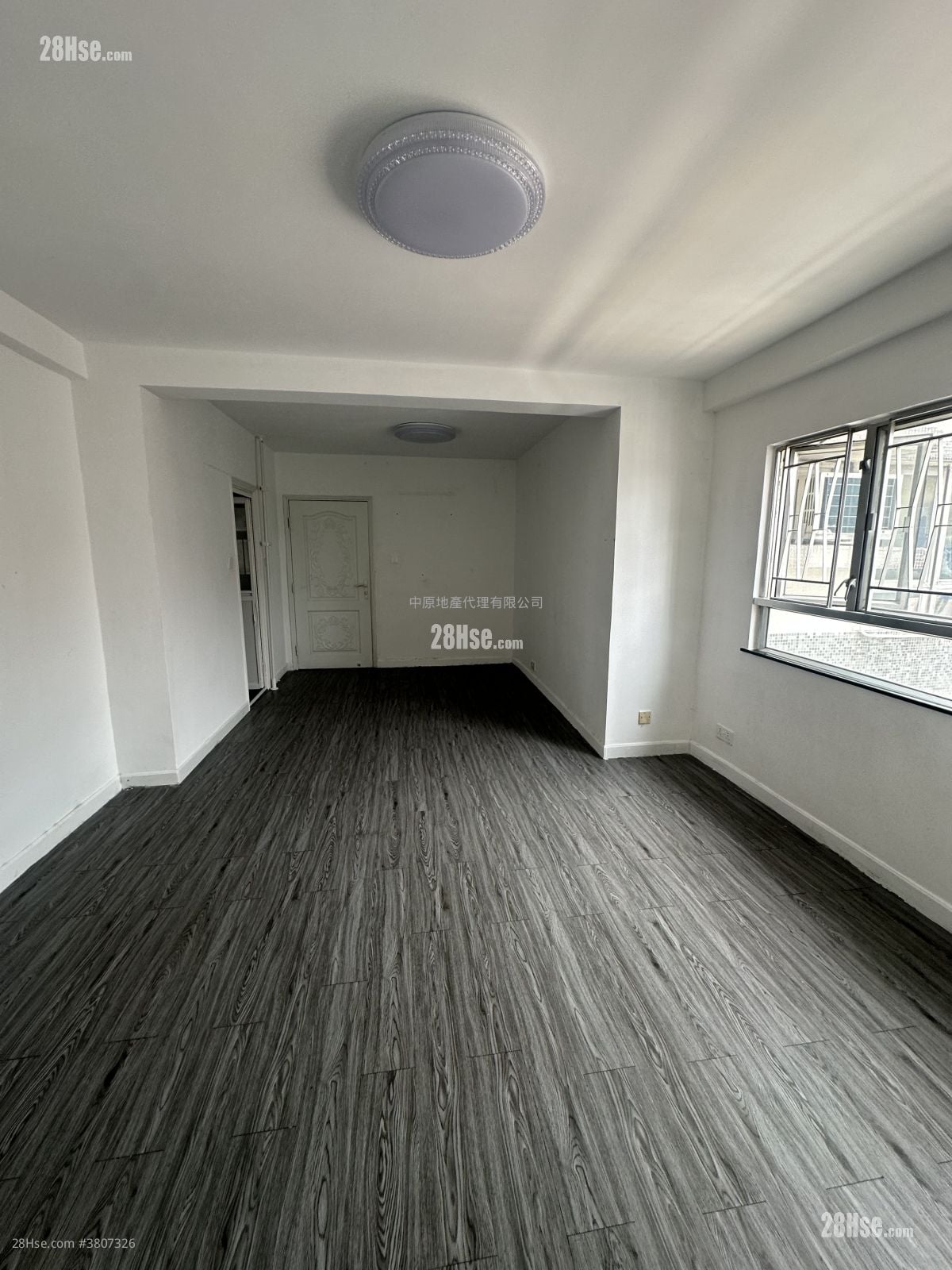 Serene Garden Sell 3 Bedrooms , 1 Bathroom 590 ft²