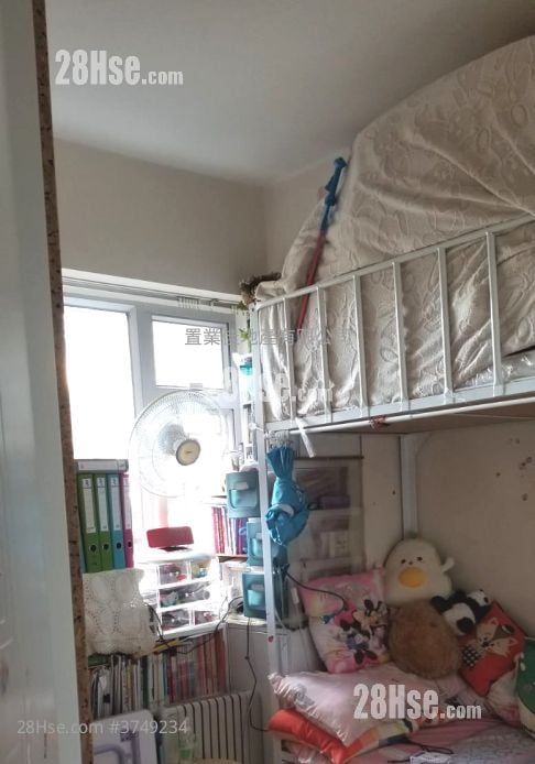 勤辉大厦 售盘 2 房 , 1 浴室 405 平方尺