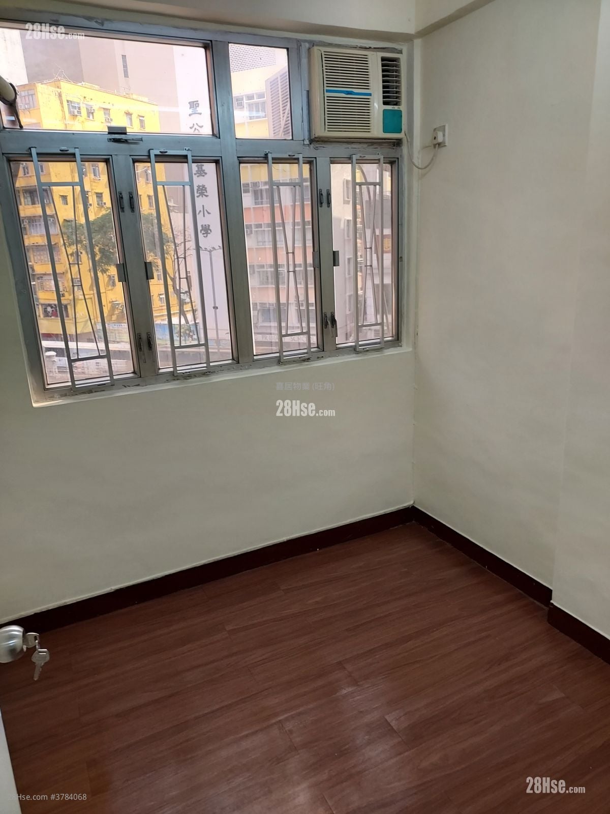 Foon Lok Building Rental 3 Bedrooms , 1 Bathroom 368 ft²
